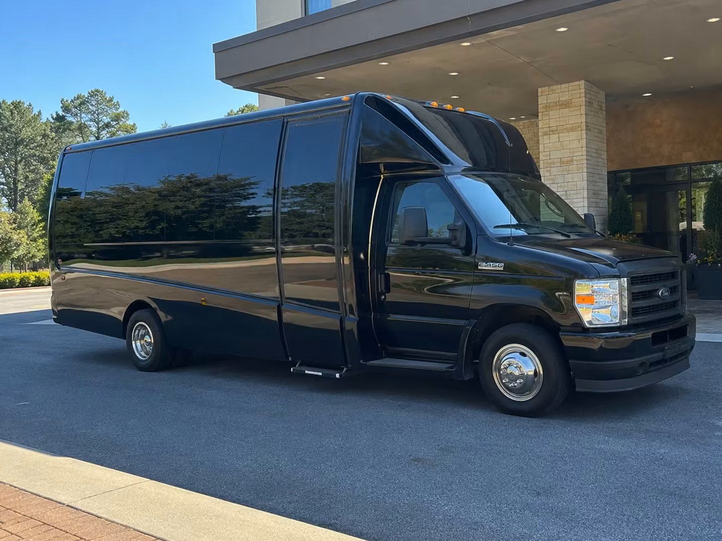18 passenger minibus