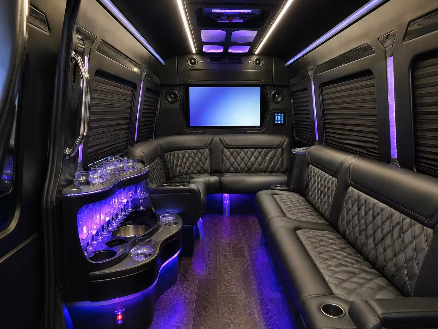 you re never limited to one fleet when you book surprise field trip transportation through charterbusrentalsurpriseaz com